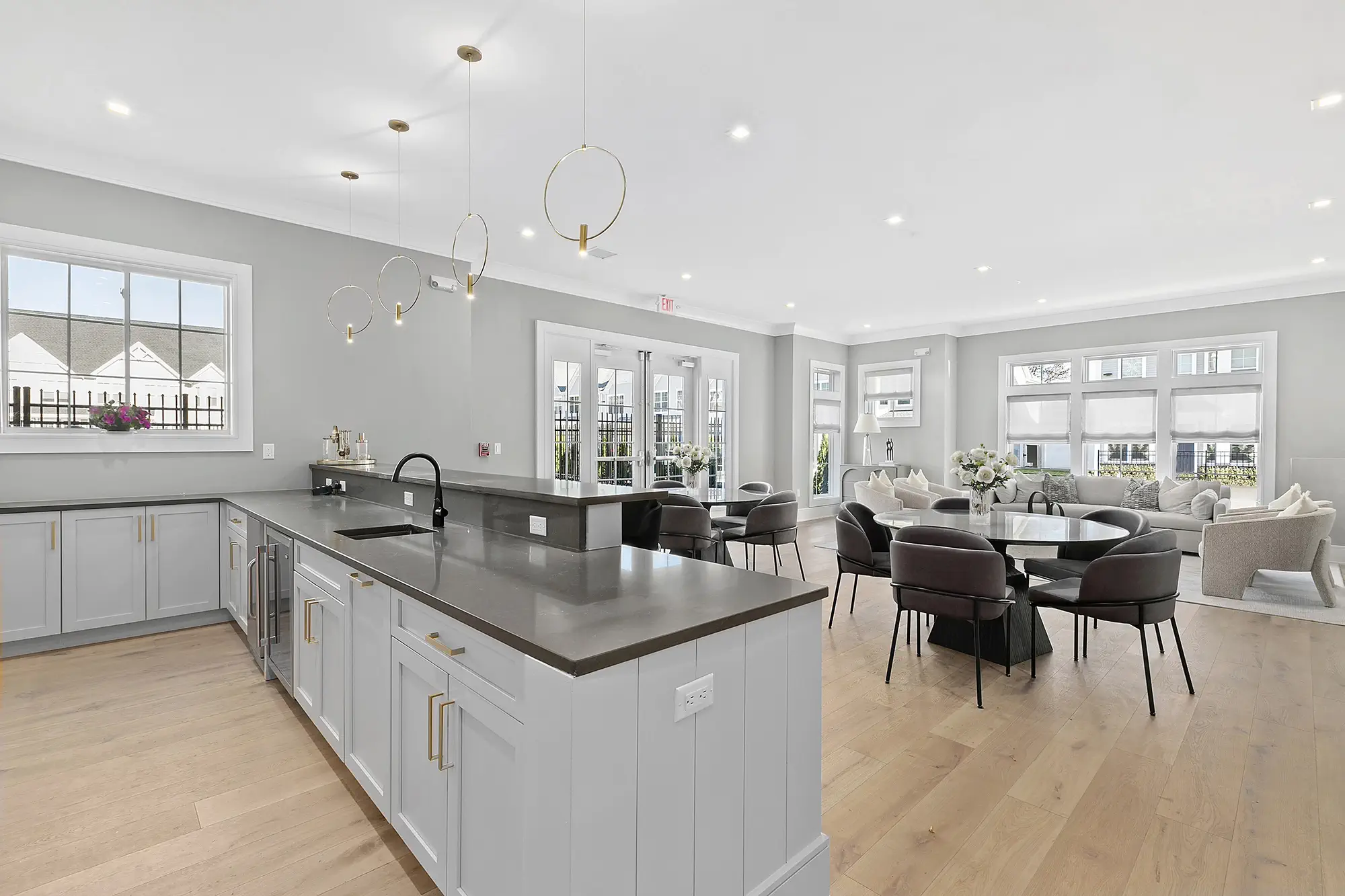 123_Merrick_Avenue_The_Clubhouse_Downstairs_lounge_4